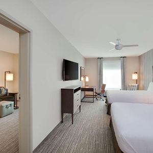 Queen Suite Two Queen Beds Hearing Access or Non-Smoking